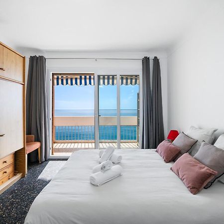 Le Panorama -Vue Exceptionnelle - Dernier Etage - Front De Mer ม็องตง ภายนอก รูปภาพ